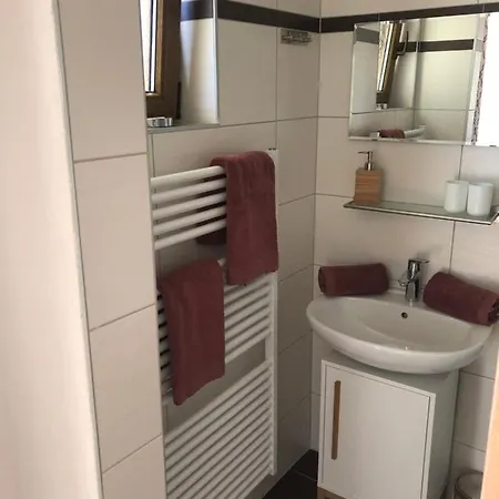 公寓 Haus Am Wald 施图拜河谷新施蒂夫特