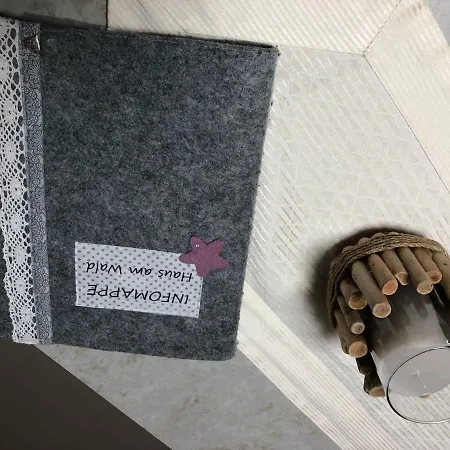 Haus Am Wald アパート ノイシュティフト・イム・シュトゥーバイタール